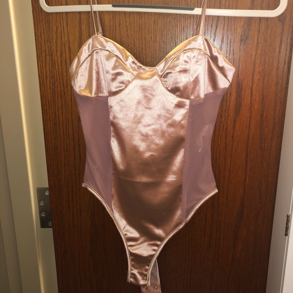 blush pink prettylittle thing satin bodysuit